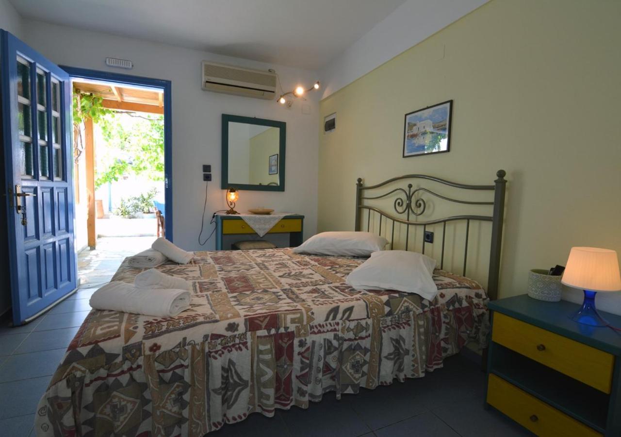 Jimmy's Appartement Plaka (Milos)